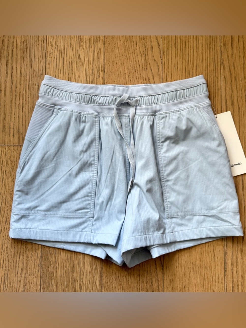 Lululemon Dance Studio High-Rise Short 3.5" NWT - Size 4